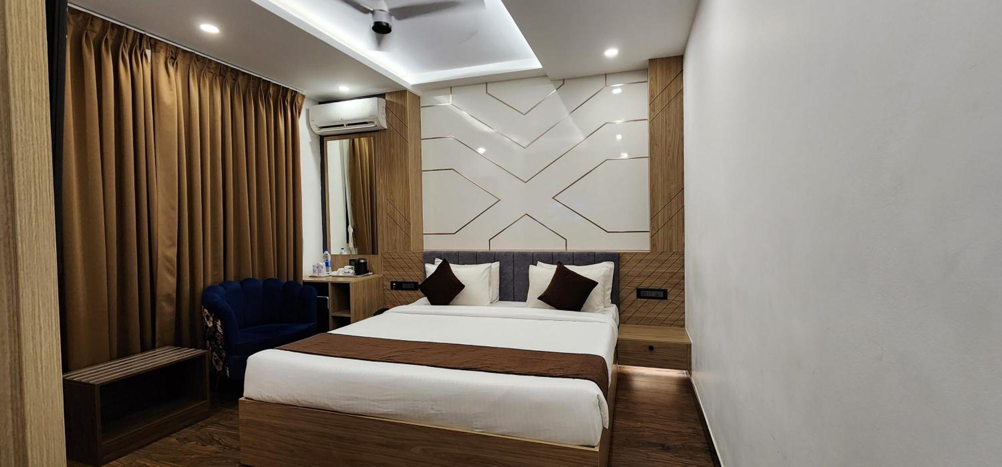 Hotel Arcadia Kottayam Esterno foto