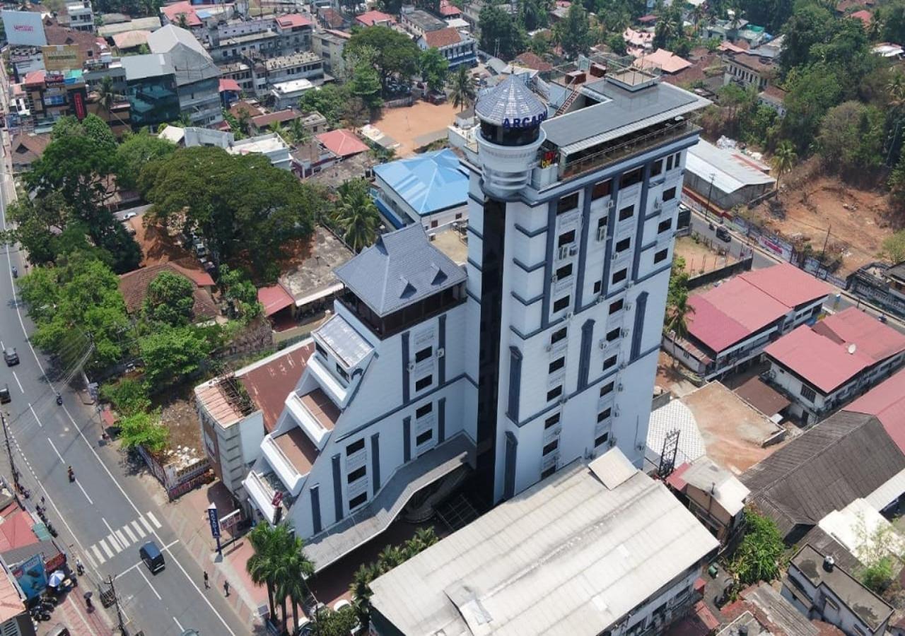 Hotel Arcadia Kottayam Esterno foto